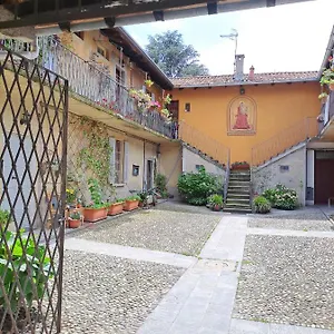  Appartement Gabbinoholidayhome In Suggestiva Corte Italie